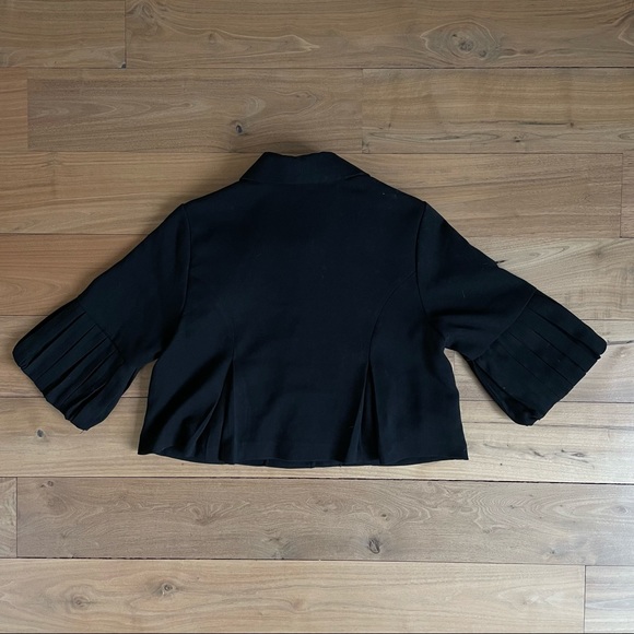 Forever 21 Tulist: Cropped 3/4 Length Sleeve Bolero Style Jacket - Picture 9 of 10